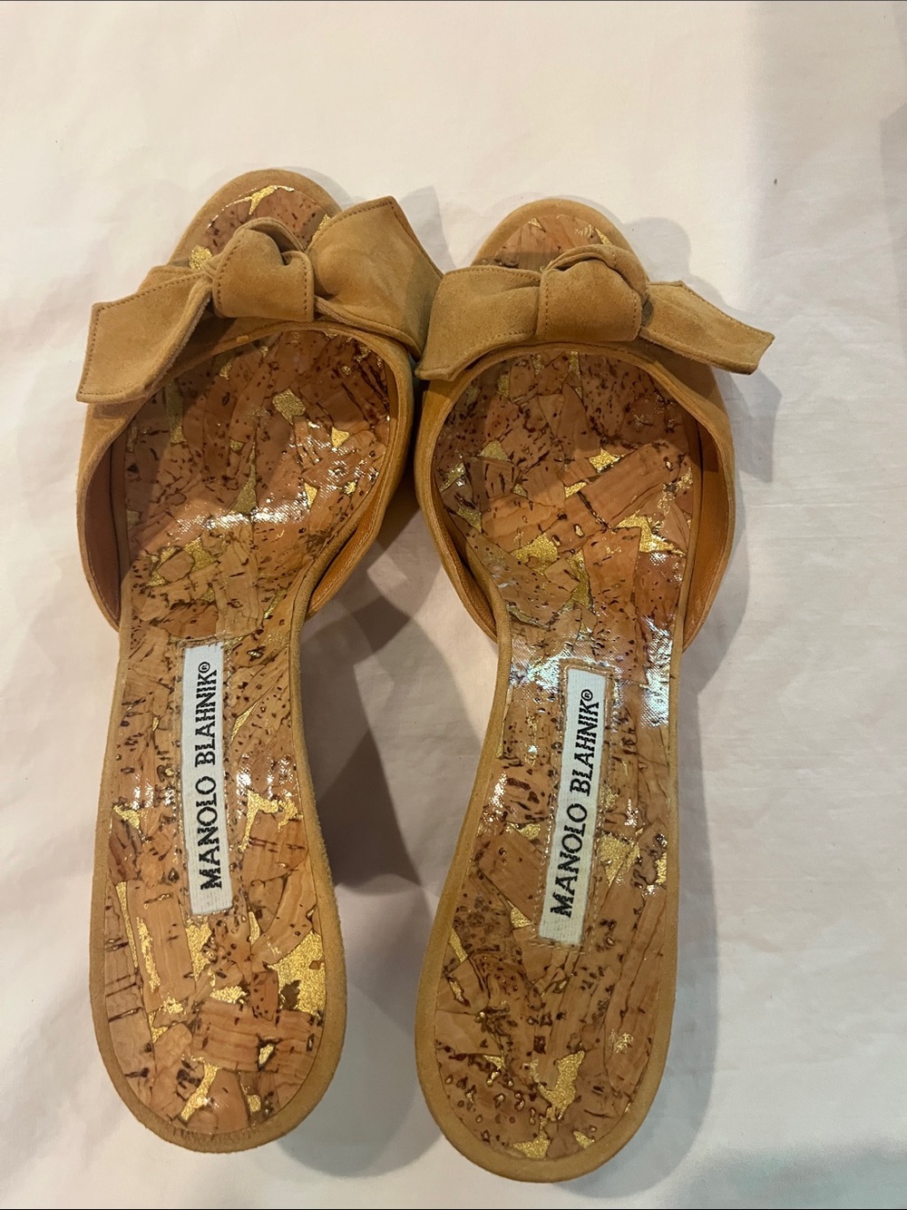 Manolo Blahnik Tan Suede Bow Cork Insole Slide Mules - Picture 2 of 7